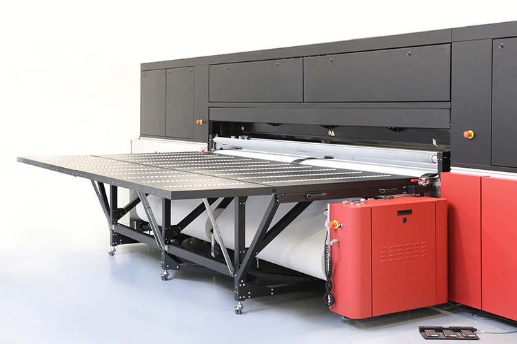 Agfa aumenta la versatilidad de la familia de mquinas de imprimir Jeti Tauro H3300 con el nuevo mdulo Flex RTR