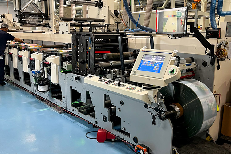 Ovelar refuerza su capacidad productiva con una impresora MPS y moderniza su preimpresión con tecnología Esko de última generación