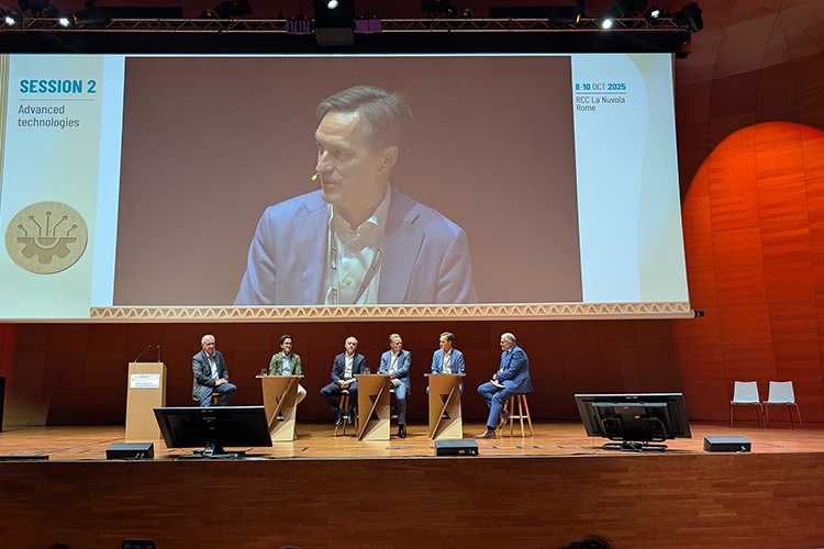 BOBST presenta sus últimas innovaciones para el embalaje de cartón ondulado en el evento de FEFCO en Roma