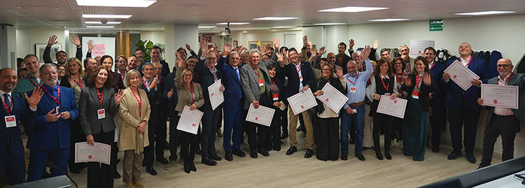 El GREMI reconoce la trayectoria de 39 empresas históricas del sector gráfico catalán