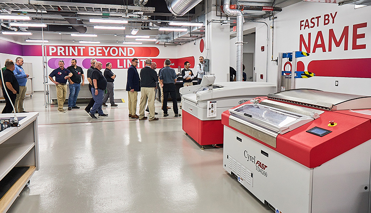 DuPont™ Cyrel® Flexographic Solutions abre un nuevo Centro de Tecnología para el Cliente en Norteamérica y lanza Cyrel® ReNew