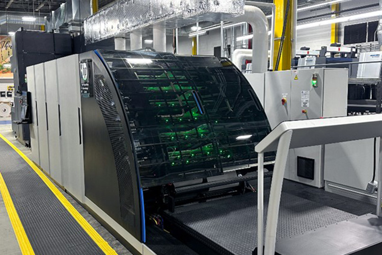 HP permite a Hatteras escalar la producción de impresión basada en datos con la instalación de HP PageWide Advantage 2200