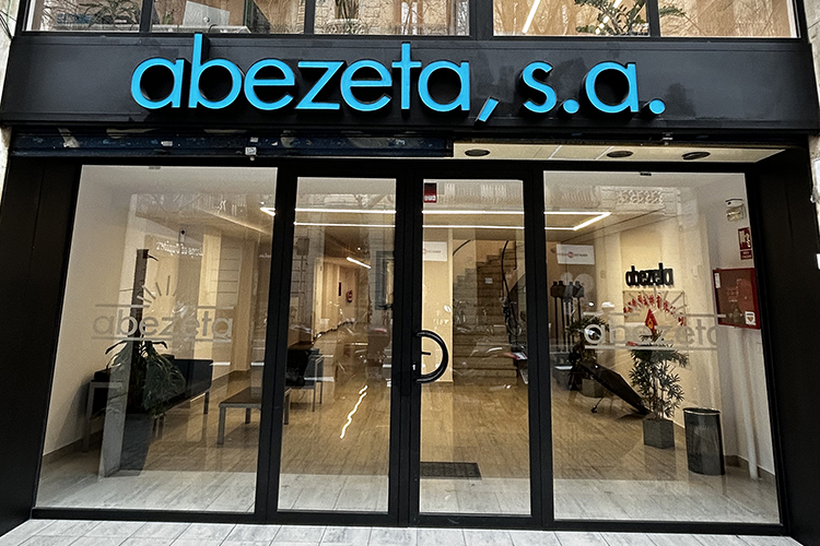 Abezeta Group adquiere la mayoría de las acciones de Lucky Spain Graphics y refuerza su liderazgo en el mercado nacional de planchas offset
