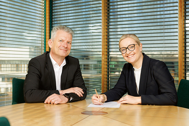 La colaboración estratégica entre Metsä Board y HEIDELBERG combina materiales y maquinaria para ofrecer un mayor valor al cliente en soluciones de embalaje