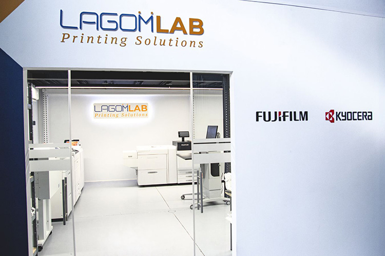 Lagom Group celebra 40 años de trayectoria con la inauguración de un nuevo showroom en Madrid junto a Fujifilm
