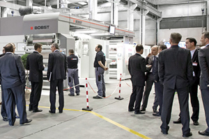 Nuevas configuraciones y soluciones para aumentar la productividad en las jornadas de puertas abiertas de Bobst Italia Nuevas configuraciones y soluciones para aumentar la productividad en las jornadas de puertas abiertas de Bobst Italia